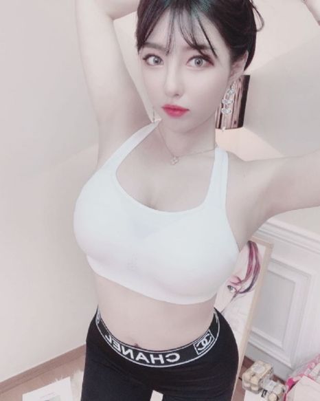김지미