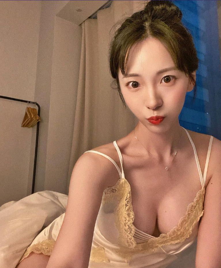 우