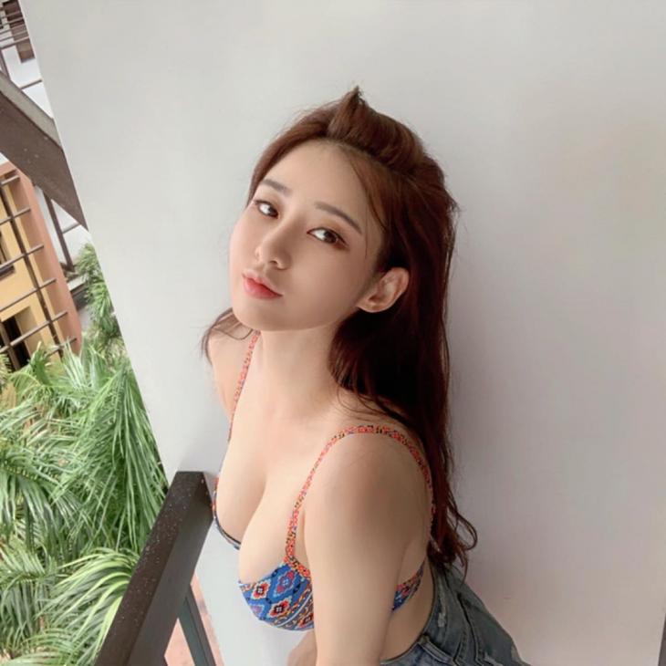므흣